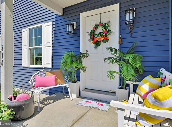 214 LOGHES Drive, MANHEIM, PA 17545
