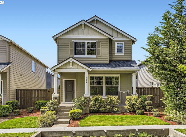 7156 NW ABIGAIL TER, Portland, OR 97229
