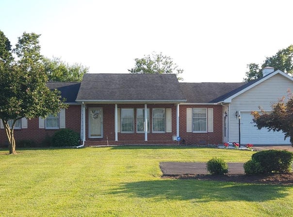 50 MONTMORENCY DR, BUNKER HILL, WV 25413