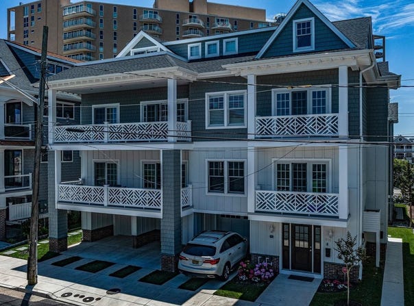 918 Delancey Pl, Ocean City, NJ 08226