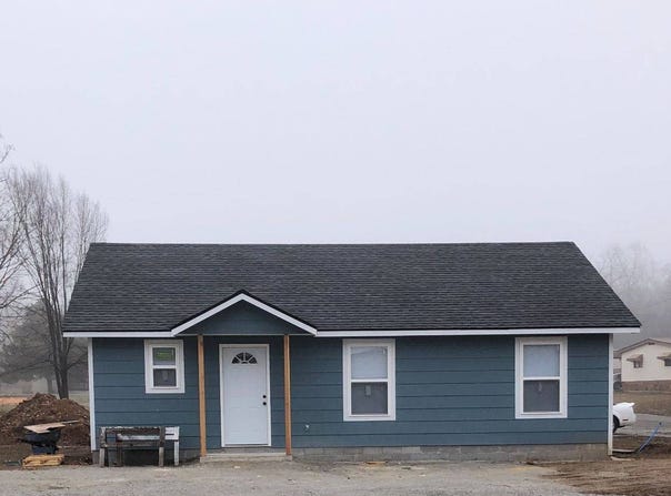 402 4th St, Jay, OK 74346
