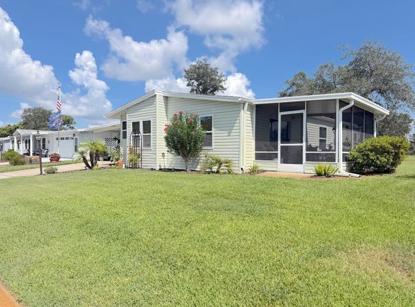 3127 Pine Run Trail, Deland, FL 32724