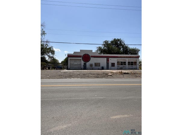 808 S Sunset Avenue, Roswell, NM 88203