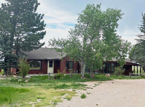 8420 E PERSHING BLVD, Cheyenne, WY 82001