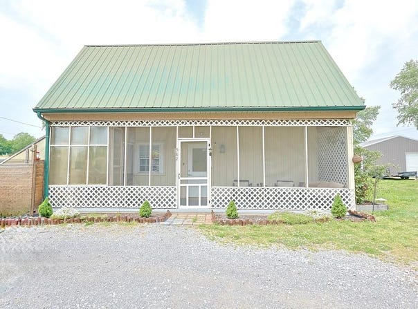 582 Cerulean Rd, CADIZ, KY 42211