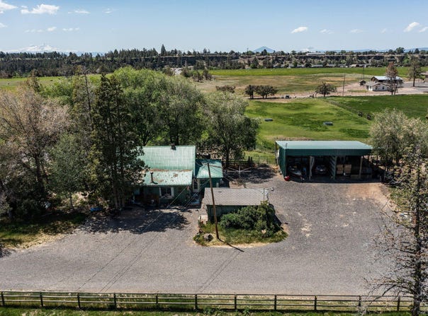 637 NE Smith Rock Way, Terrebonne, OR 97760
