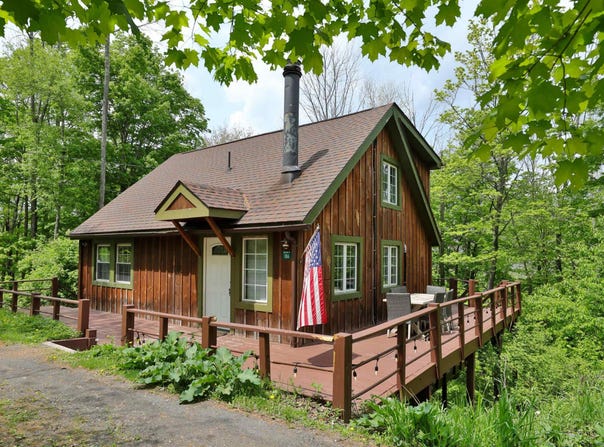 186 Mountain Drive, Hunter, NY 12442