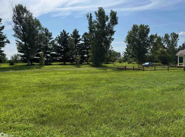 Jai Avenue, Fairfield, IA 52556