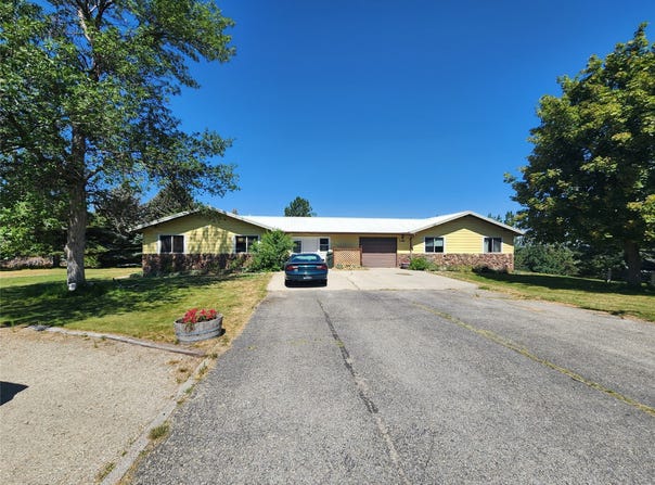 266-268 Cartwright Way, Hamilton, MT 59840
