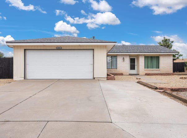 8121 BART Court NE, Albuquerque, NM 87109