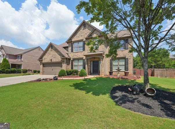 852 Van Briggle, Sugar Hill, GA 30518