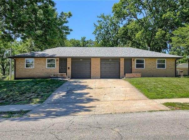 1200 N Osage Street, Independence, MO 64050