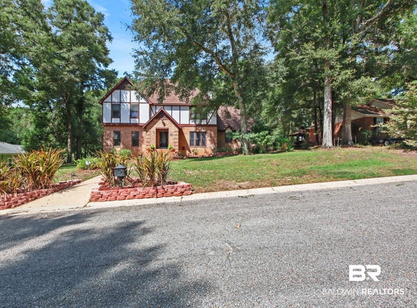 126 Durnford Hill Court, Daphne, AL 36526