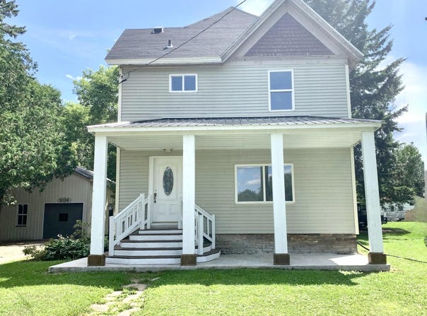 1048 East Main St, Burke, NY 12917