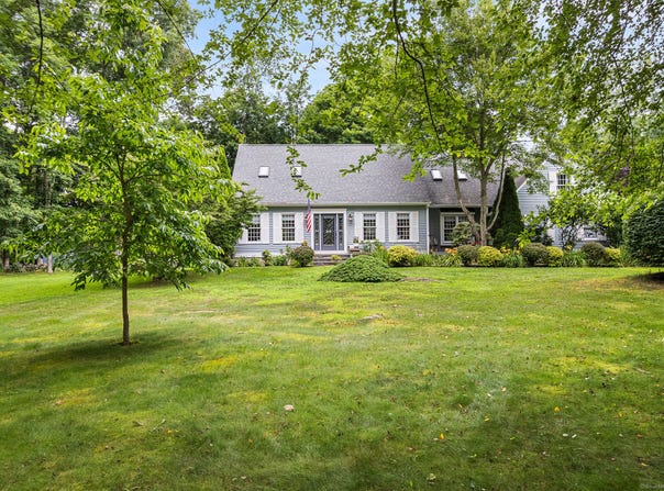 43 Burcam Drive, Madison, CT 06443