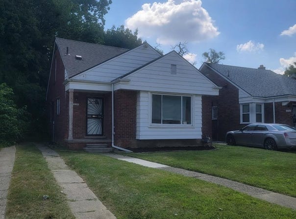 8234 Meyers Road, Detroit, MI 48228