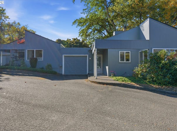 17815 NW LAKEWAY Ct, Beaverton, OR 97006