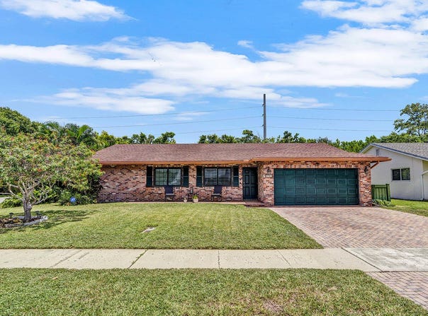 2791 SW 10th Drive, Deerfield Beach, FL 33442