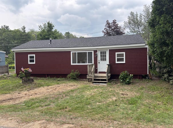22 Pleasant Point Road, Lebanon, ME 04027