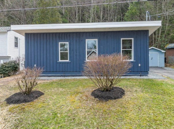 11 Birch Lane, Swan Lake, NY 12783