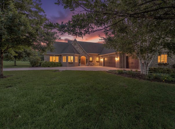 3570 EURO Lane, DE PERE, WI 54115