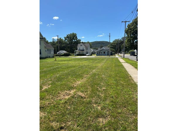 424 N. Main Street, Athens, PA 18810
