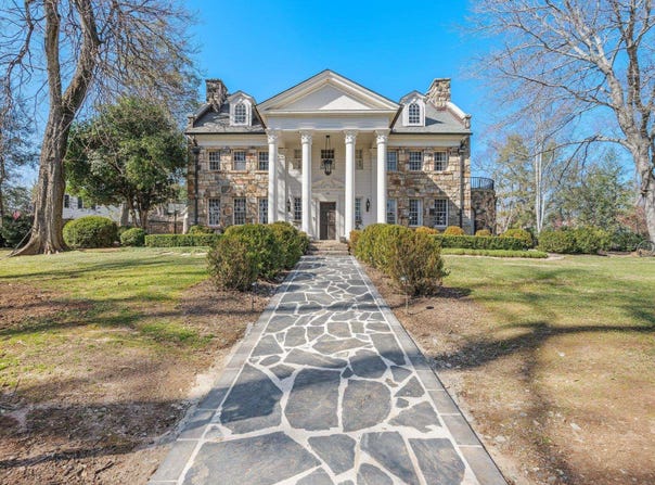 48 Ridgeland Drive, Greenville, SC 29601