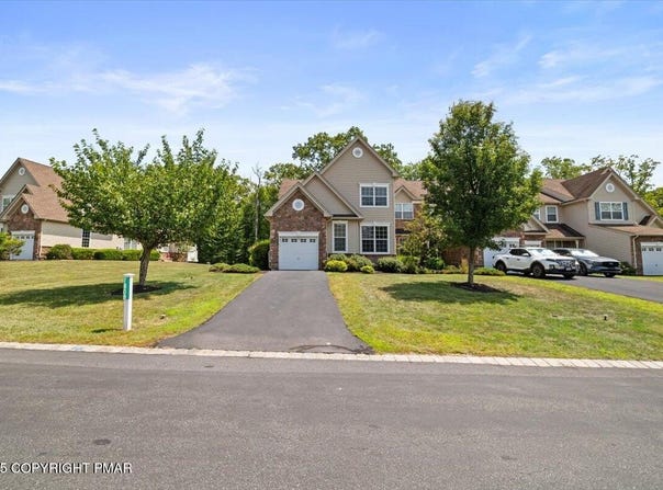 1808 Big Ridge Drive, East Stroudsburg, PA 18302