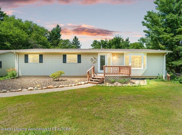 5038 Young Road, Bellevue, MI 49021