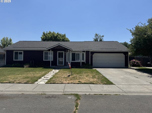 80 NE 15TH AVE, Milton-Freewater, OR 97862