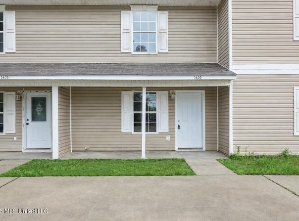 10481 Cal Lane, Gulfport, MS 39503