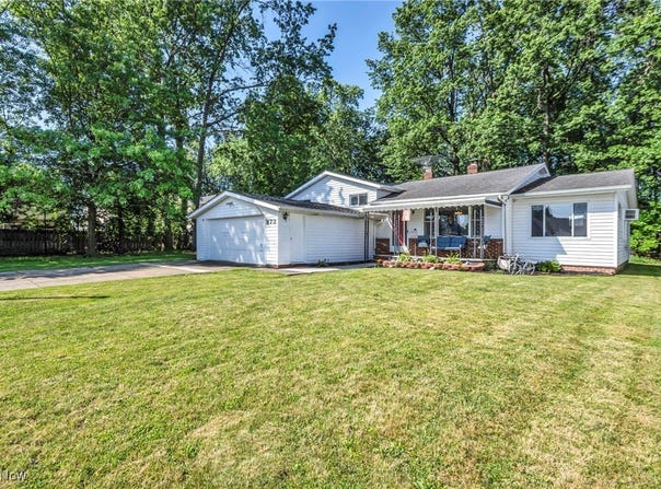 872 Deborah Drive, Willowick, OH 44095
