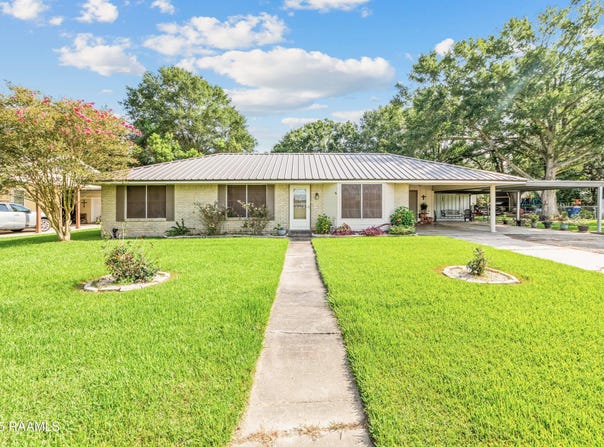 1402 W 9th Street, Kaplan, LA 70548