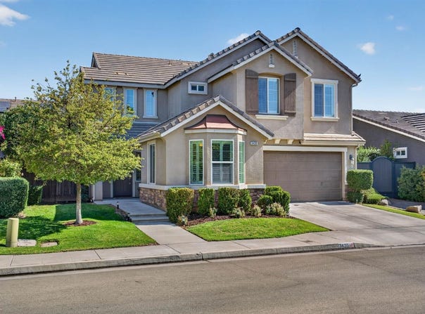 3435 Bellaire Avenue, Clovis, CA 93619
