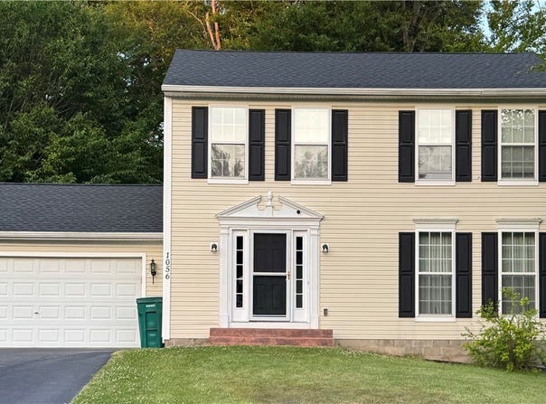 1056 Fawn Wood Drive, Webster, NY 14580
