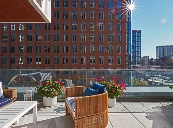 135 Seaport Blvd, Boston, MA 02210