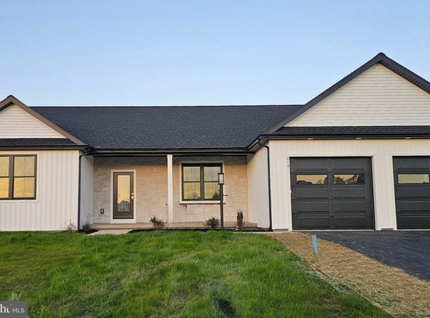 214 HEIRLOOM Drive, CENTRE HALL, PA 16828