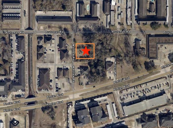 100 Matthew rd, Beaumont, TX 77706