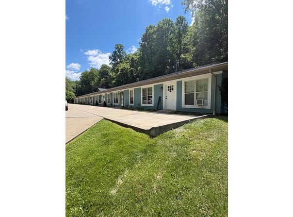 Cherry Brook Drive, Wheeling, WV 26003