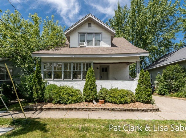213 N 5th Street, Grand Haven, MI 49417