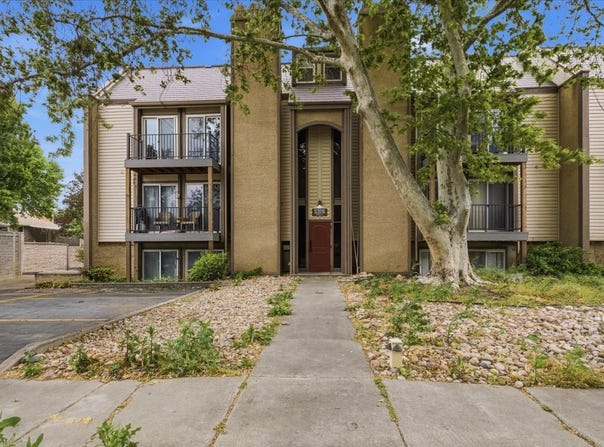 5328 S 570 E, Murray, UT 84107