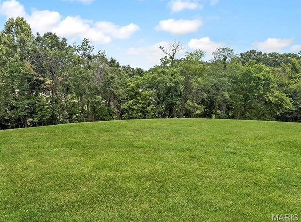 Cobblestone Drive lot: 16, Washington, MO 63090