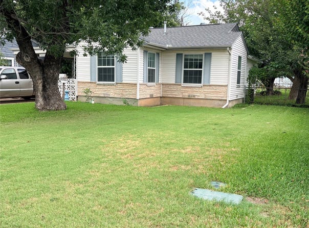 2101 14th Avenue, Mineral Wells, TX 76067