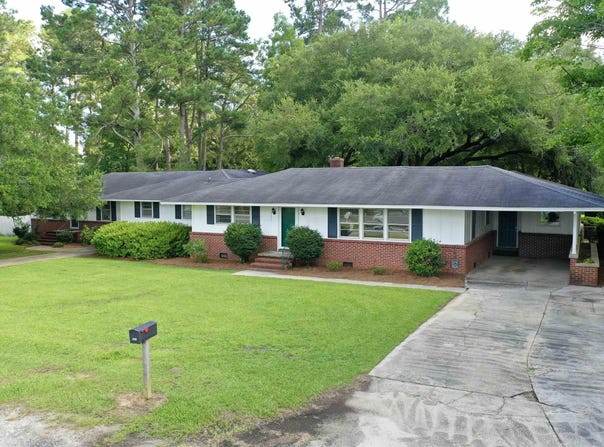 221 Pine St., Latta, SC 29565