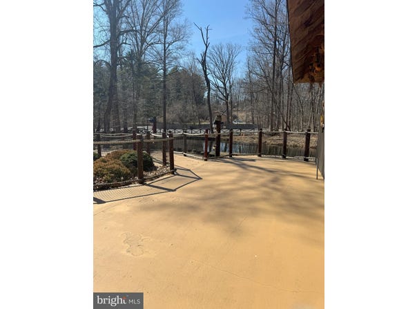 2619 HILL ROAD, READING, PA 19606