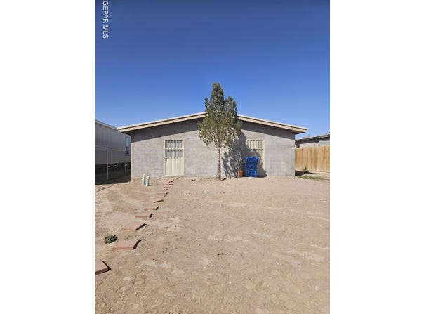 13447 Estancias del Norte, San Elizario, TX 79849