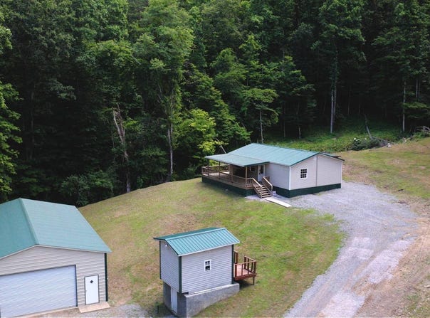 1048 Rock Camp Run Road, Big Springs, WV 26137