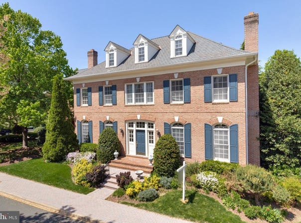 1445 HARVEST CROSSING DR, MCLEAN, VA 22101