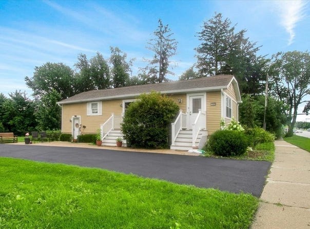1720 63rd Street, Downers Grove, IL 60516