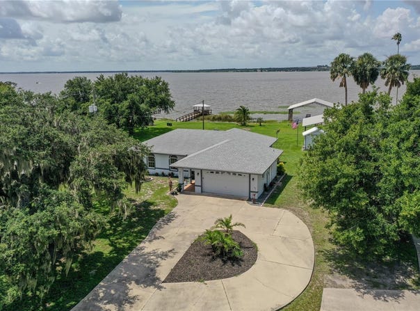 851 N LAKE REEDY BOULEVARD, FROSTPROOF, FL 33843